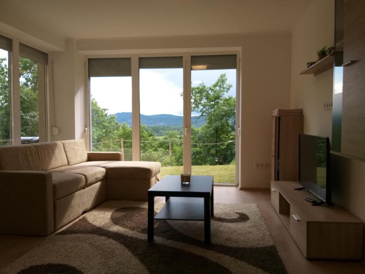 Toelgyerdo Apartman Veroce Экстерьер фото